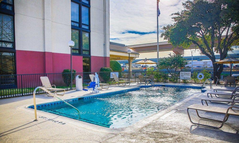 Comfort Inn Dallas North Love Field Airport Dış mekan fotoğraf