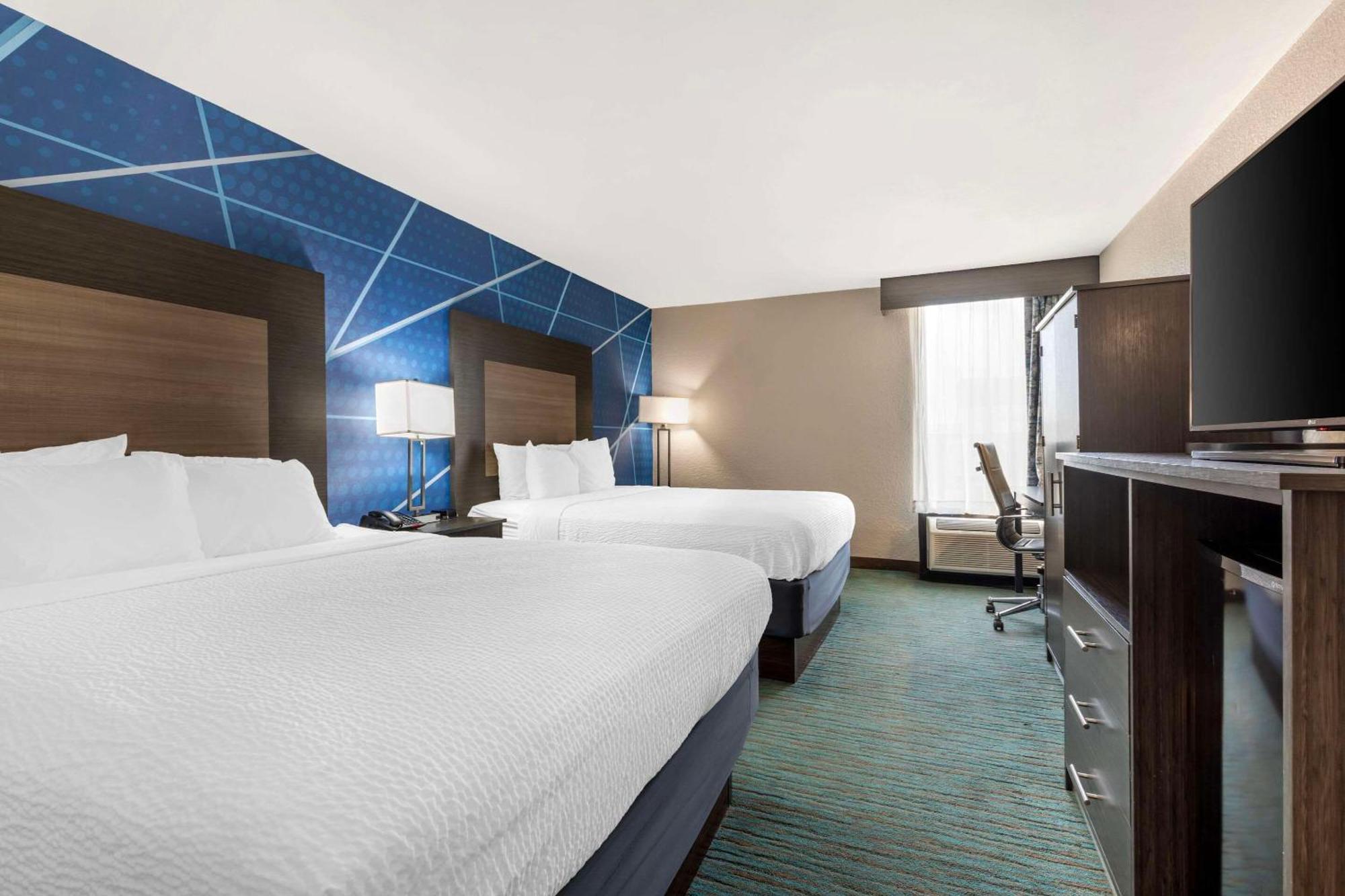 Comfort Inn Dallas North Love Field Airport Dış mekan fotoğraf
