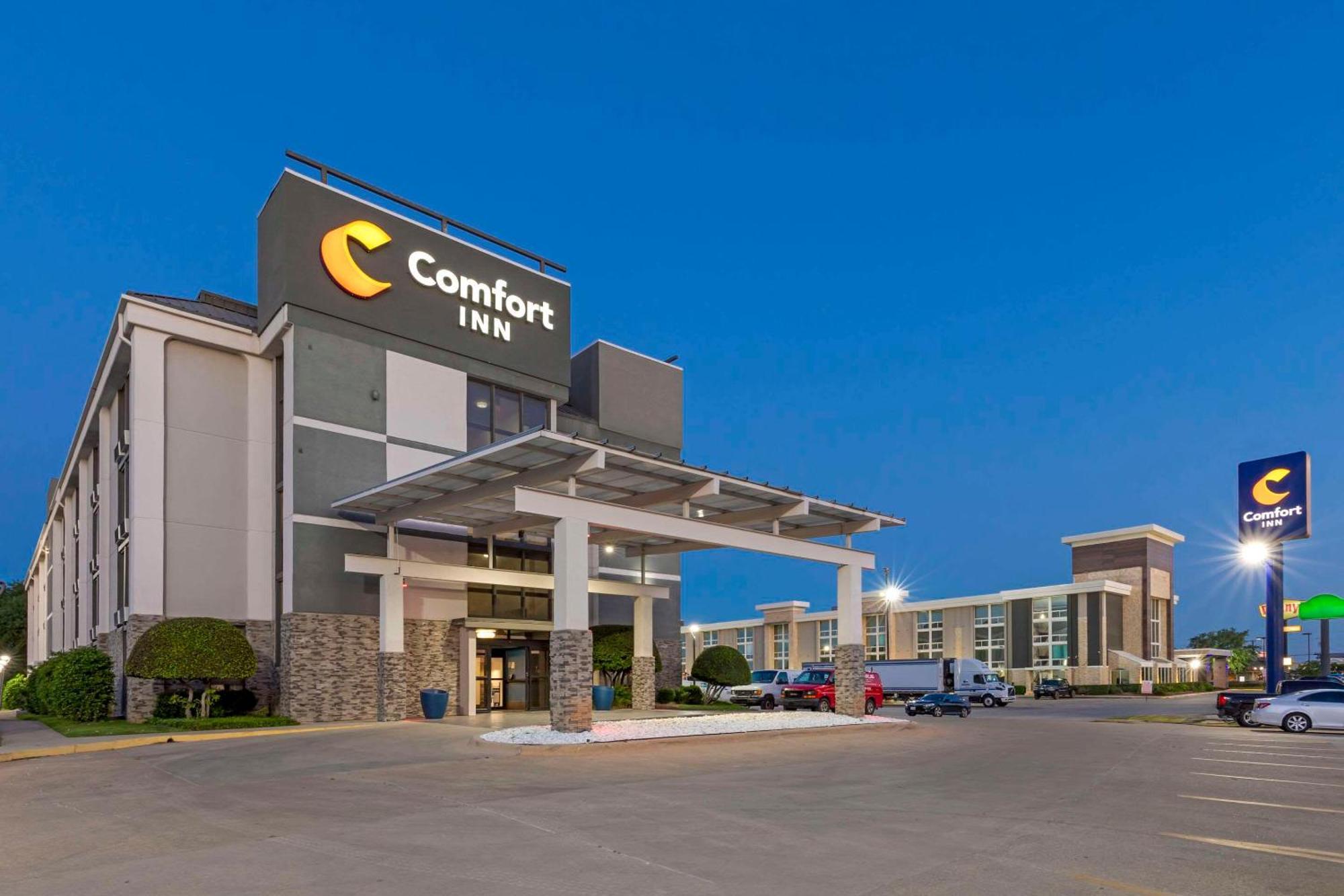 Comfort Inn Dallas North Love Field Airport Dış mekan fotoğraf