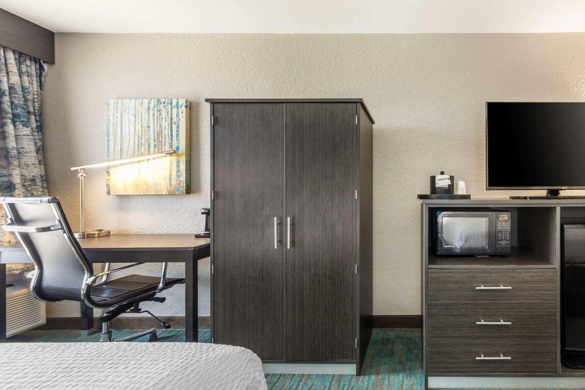 Comfort Inn Dallas North Love Field Airport Dış mekan fotoğraf